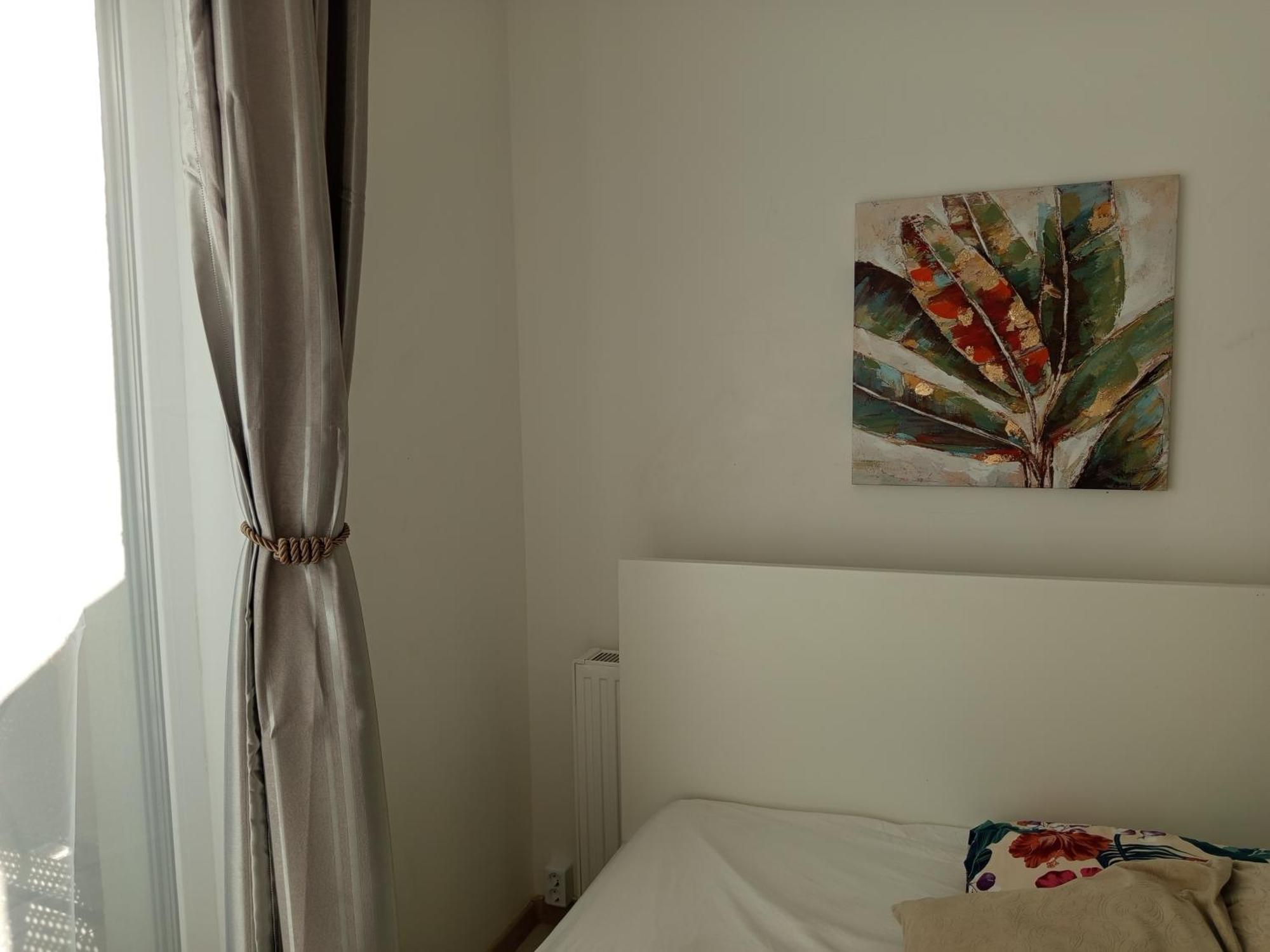 Duna Apartment, Freegarage, 2room, Smarttv,dishwasher,ac From July 4th Apartament *