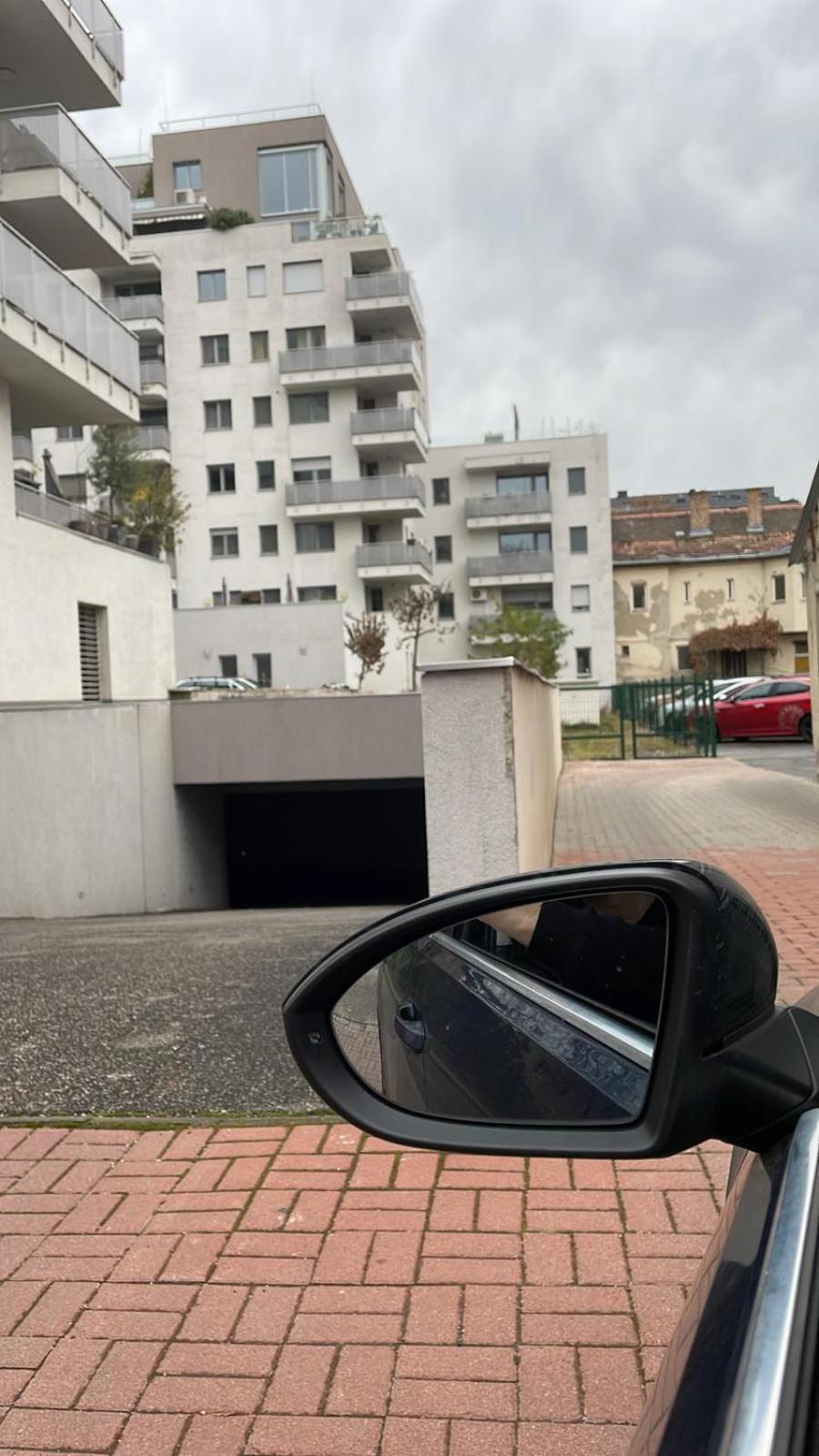 Duna Apartment, Freegarage, 2room, Smarttv,dishwasher,ac From July 4th Apartament *