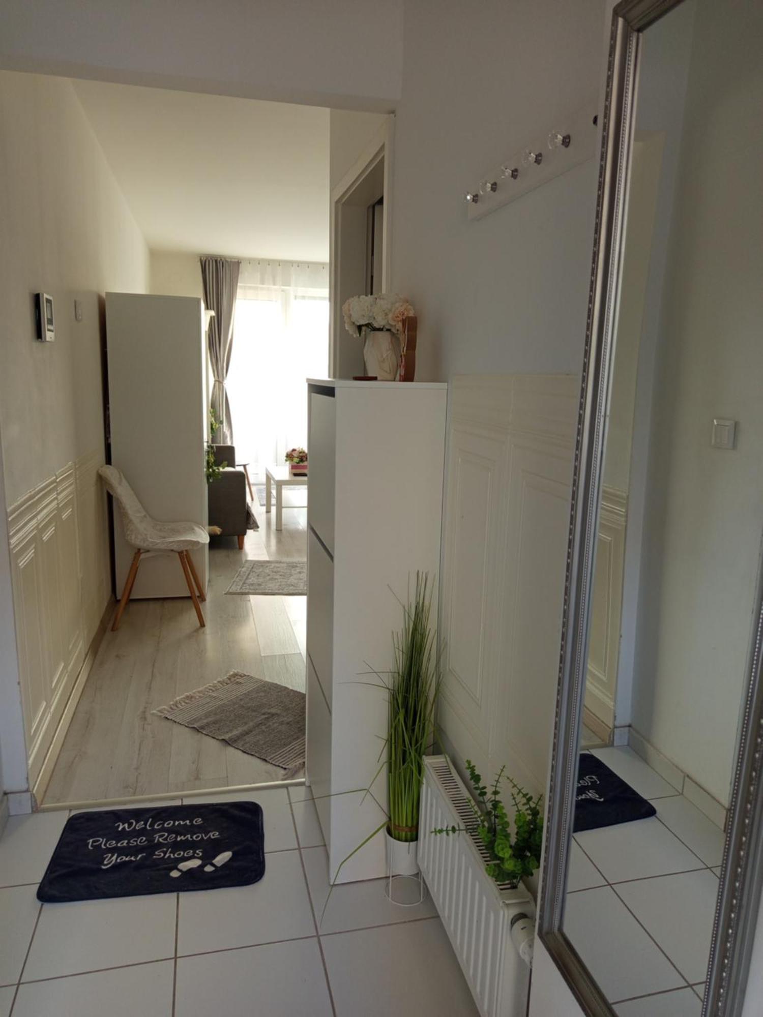 Duna Apartment, Freegarage, 2room, Smarttv,dishwasher,ac From July 4th Budapeszt
